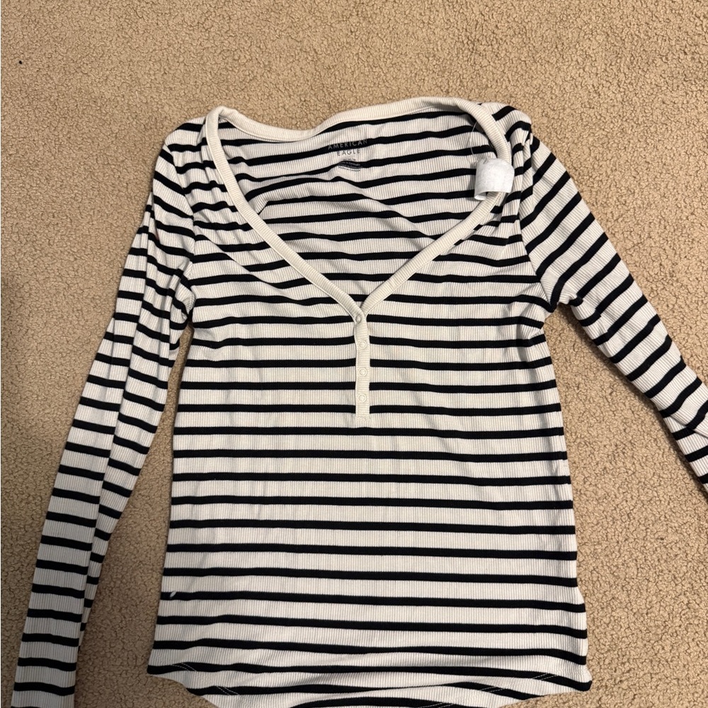American Eagle Outfitters Black and White Striped Long Sleeve Tee